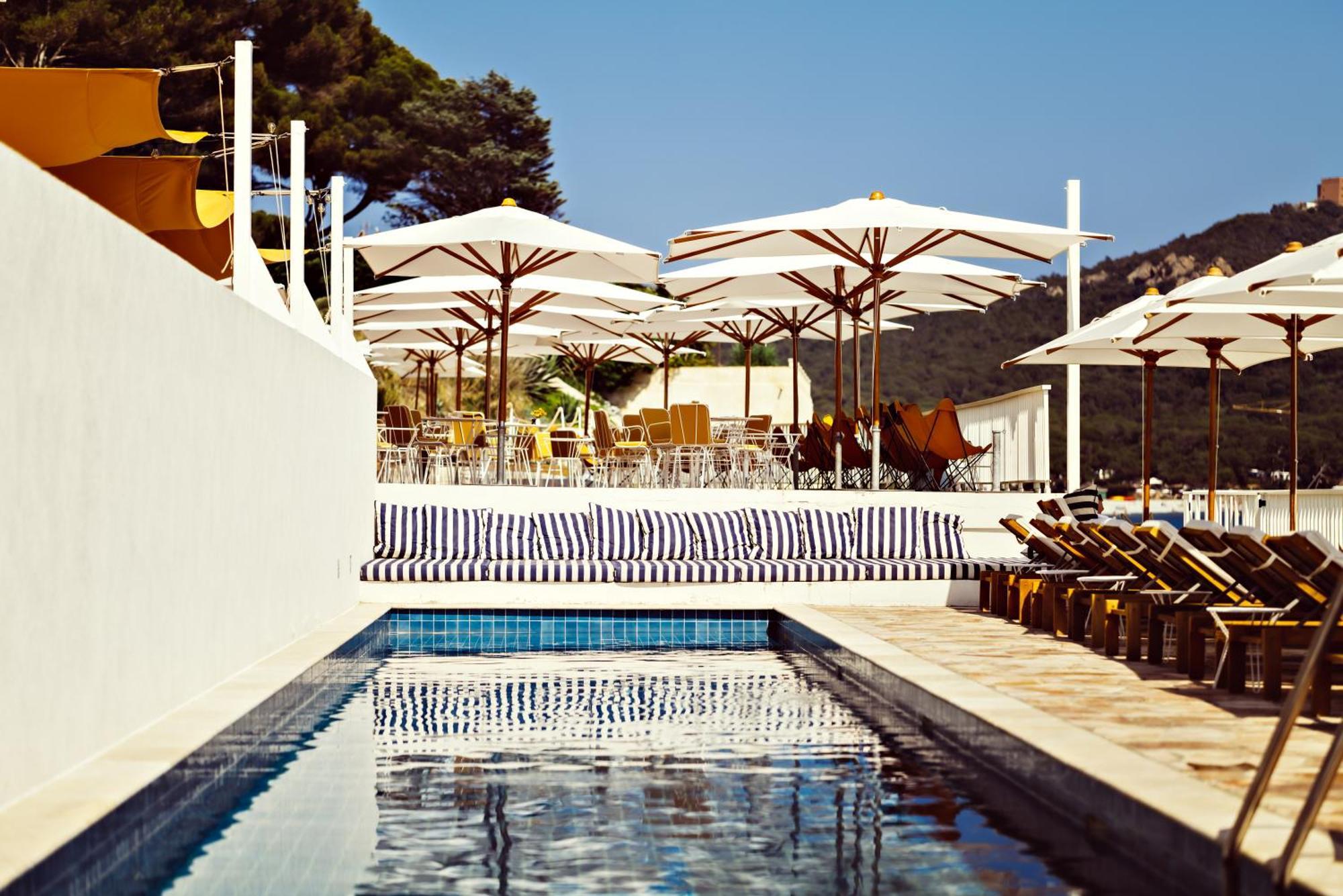 Les Roches Rouges, A Beaumier Hotel Saint-Raphaël Exteriér fotografie